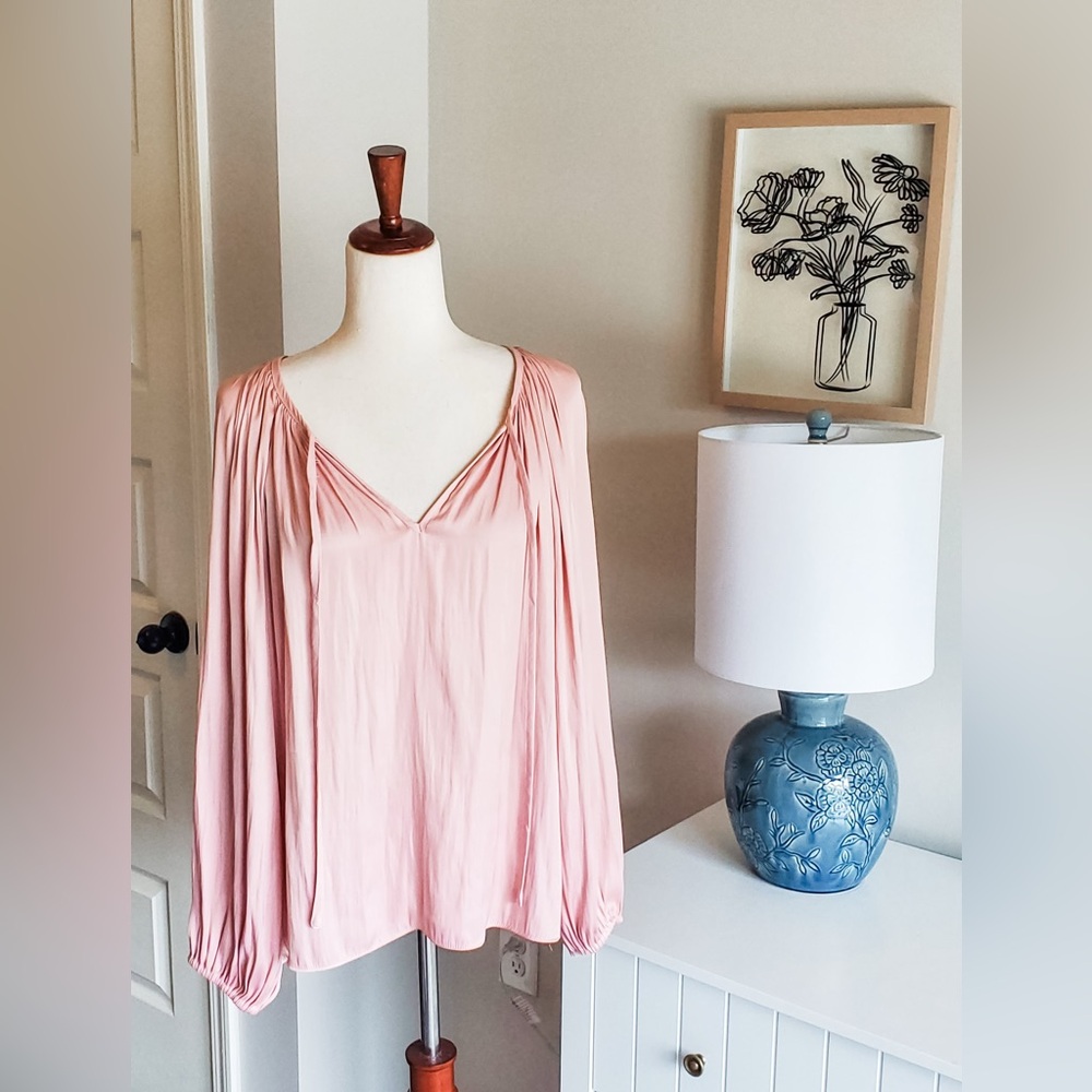 Elegant Pink Women's Top